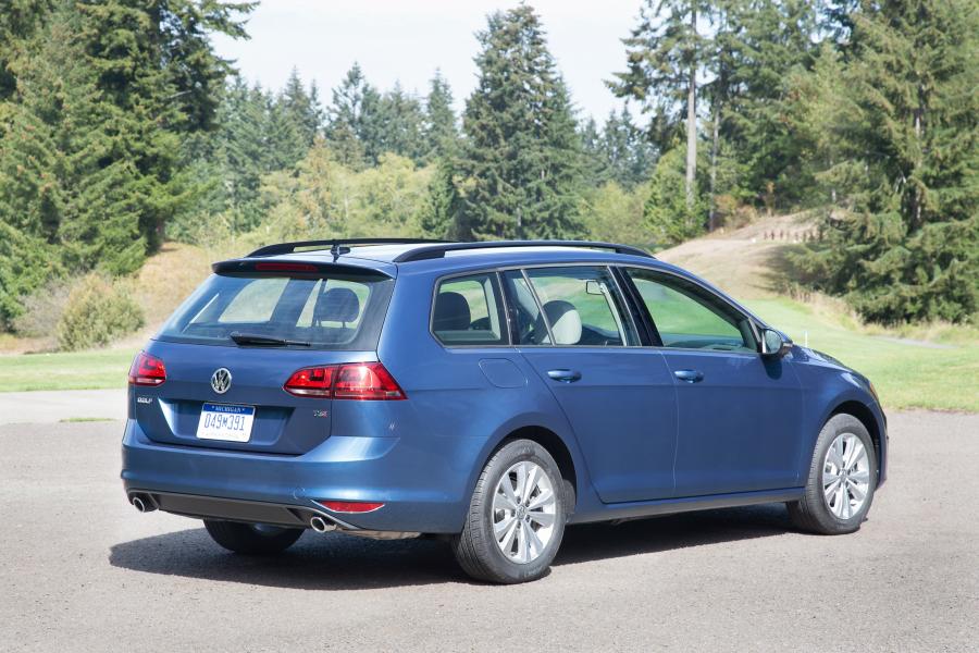  Volkswagen Golf TSI SportWagen 4Motion 2016 года  (NA) (фото 4 из 10)